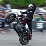 أفضل حركات حيلة لدراجة هارلي سبورتستر